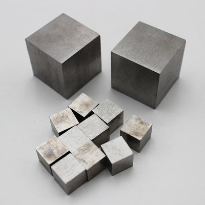 Zr 702のジルコニウムの合金の立方体